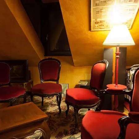 Chambres D'hotes Le Loft 13 Couette-café
