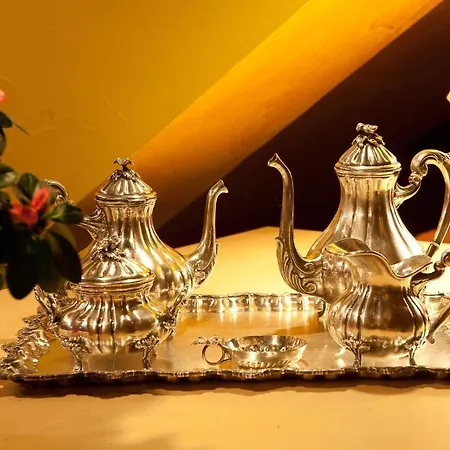 Chambres D'hotes Le Loft 13 Bed & Breakfast *