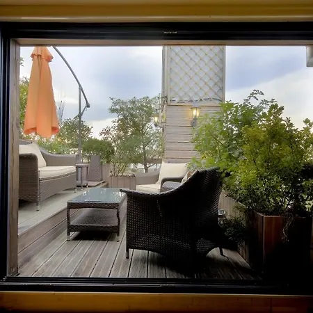 Chambres D'hotes Le Loft 13 *