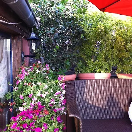 Chambres D'hotes Le Loft 13 *