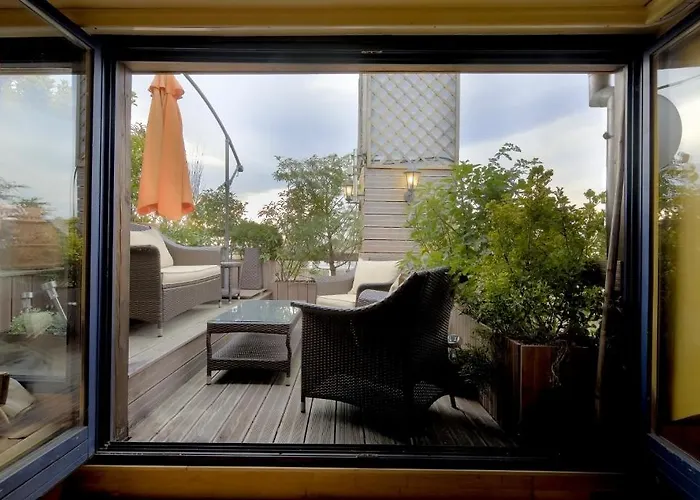 Chambres D'hotes Le Loft 13 *