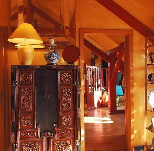 Bed & Breakfast Chambres D'hotes Le Loft 13 *